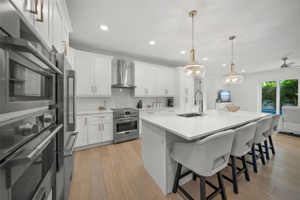 3319 S Osprey Avenue , Sarasota, FL 34239 Photo