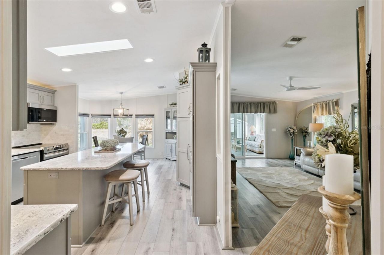 8568 Breeze Hill Drive , Lake Wales, FL 33898 Photo