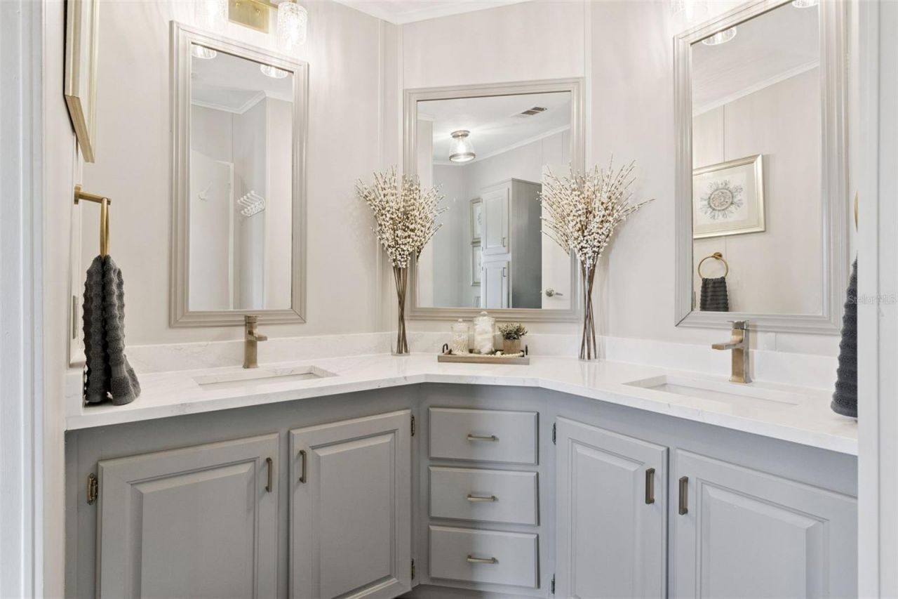 8568 Breeze Hill Drive , Lake Wales, FL 33898 Photo