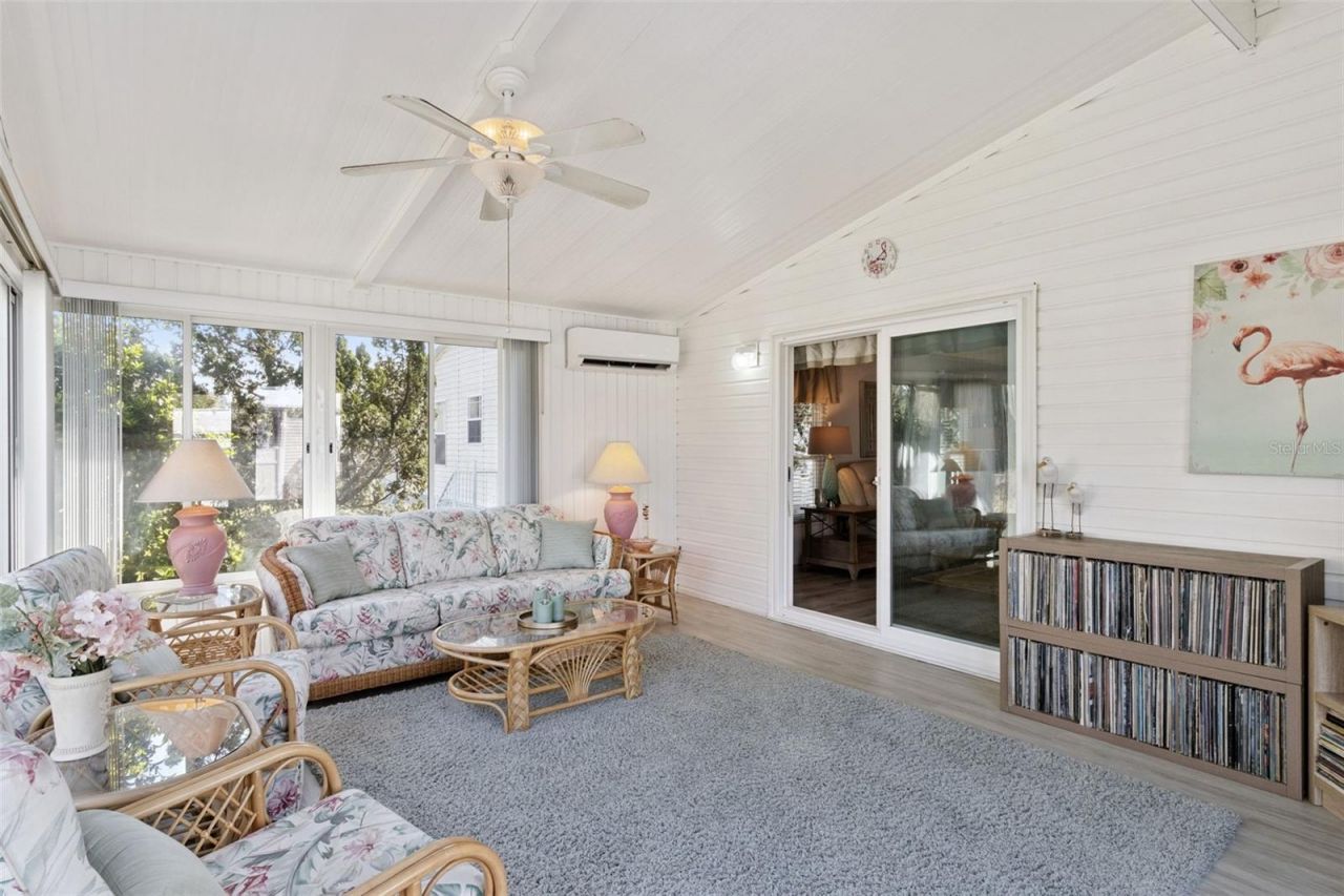 8568 Breeze Hill Drive , Lake Wales, FL 33898 Photo