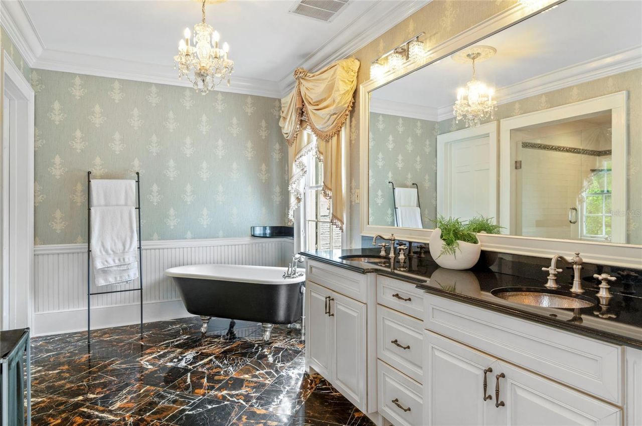 705 Delaney Avenue, Orlando, FL 32801 Photo