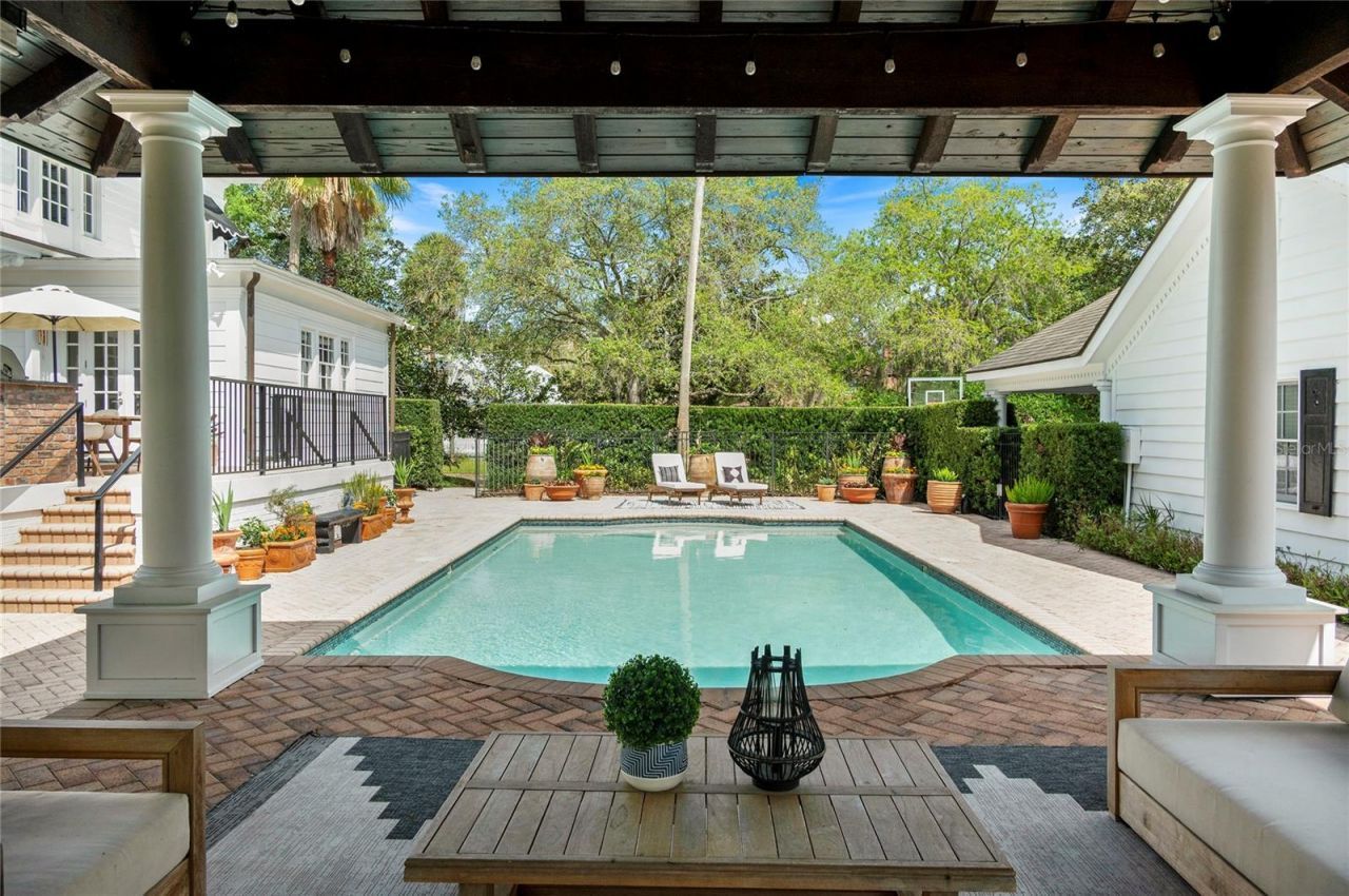 705 Delaney Avenue, Orlando, FL 32801 Photo