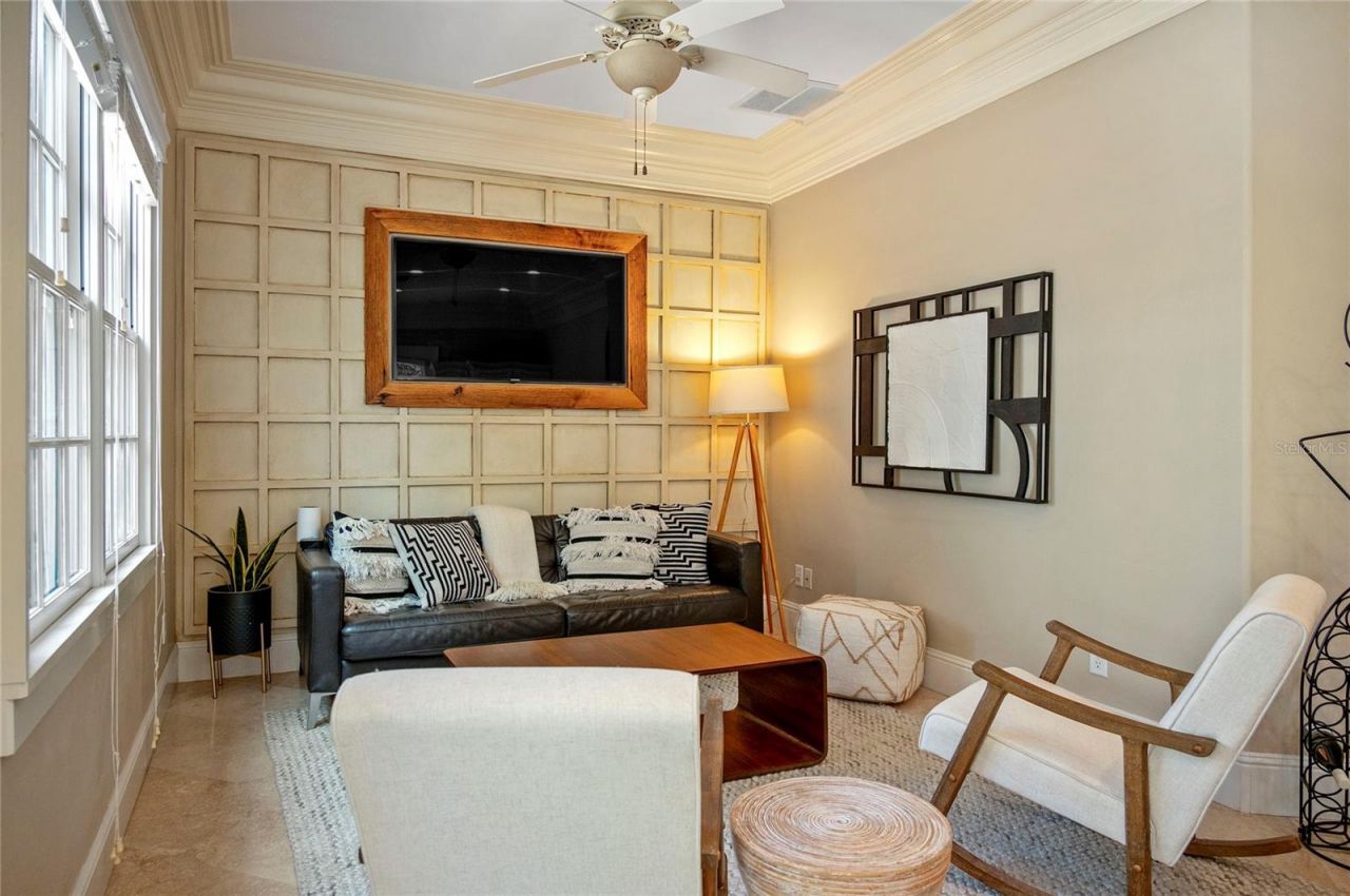 705 Delaney Avenue, Orlando, FL 32801 Photo