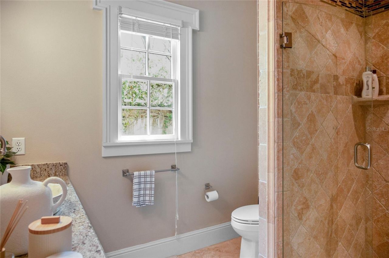 705 Delaney Avenue, Orlando, FL 32801 Photo