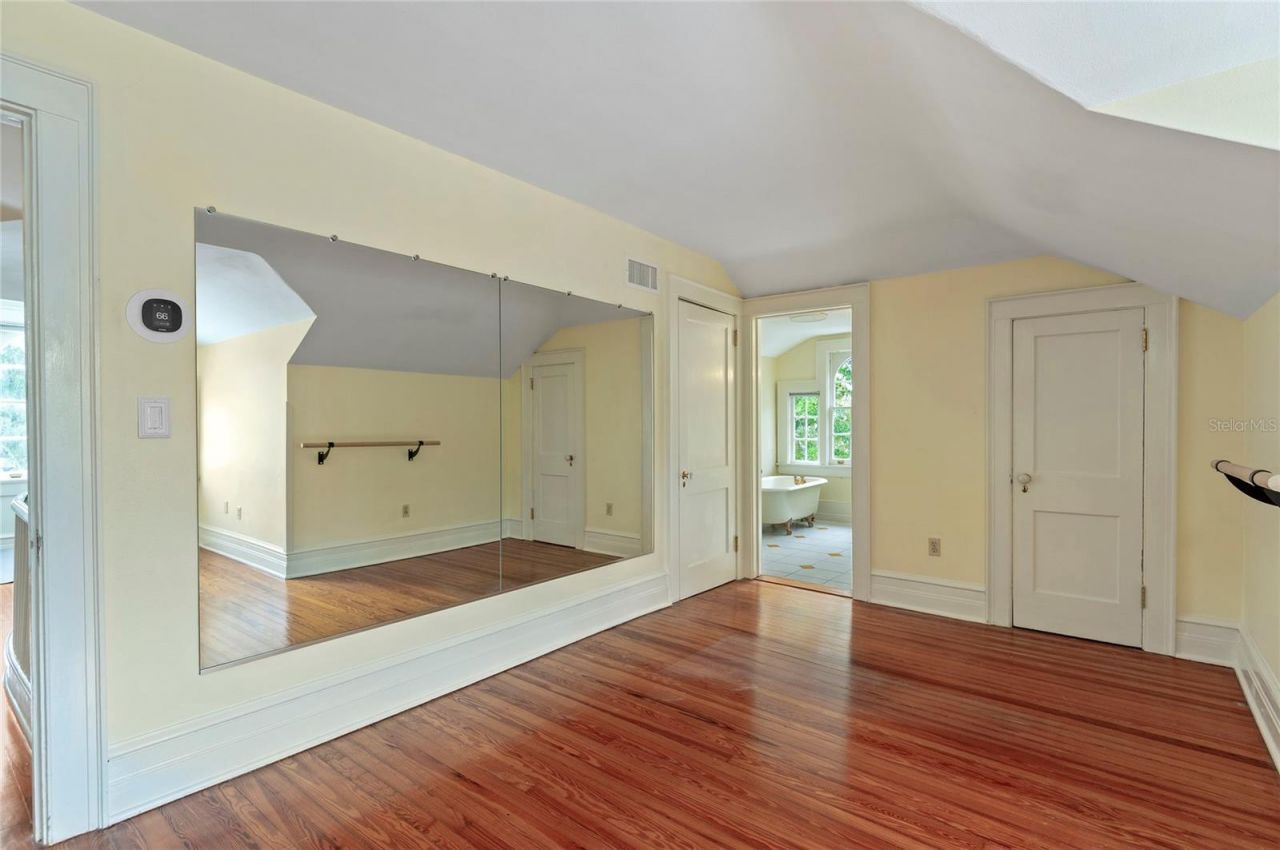 705 Delaney Avenue, Orlando, FL 32801 Photo