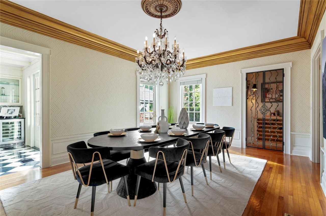 705 Delaney Avenue, Orlando, FL 32801 Photo