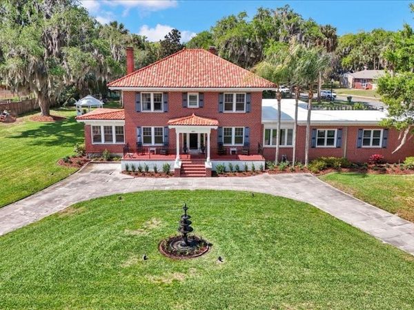 405 LAKESHORE DRIVE , LEESBURG, FL 34748