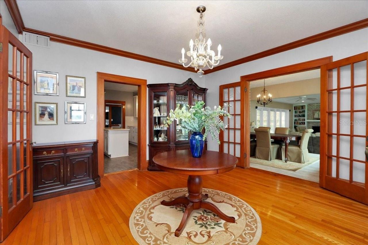 405 Lakeshore Drive, Leesburg, FL 34748 Photo