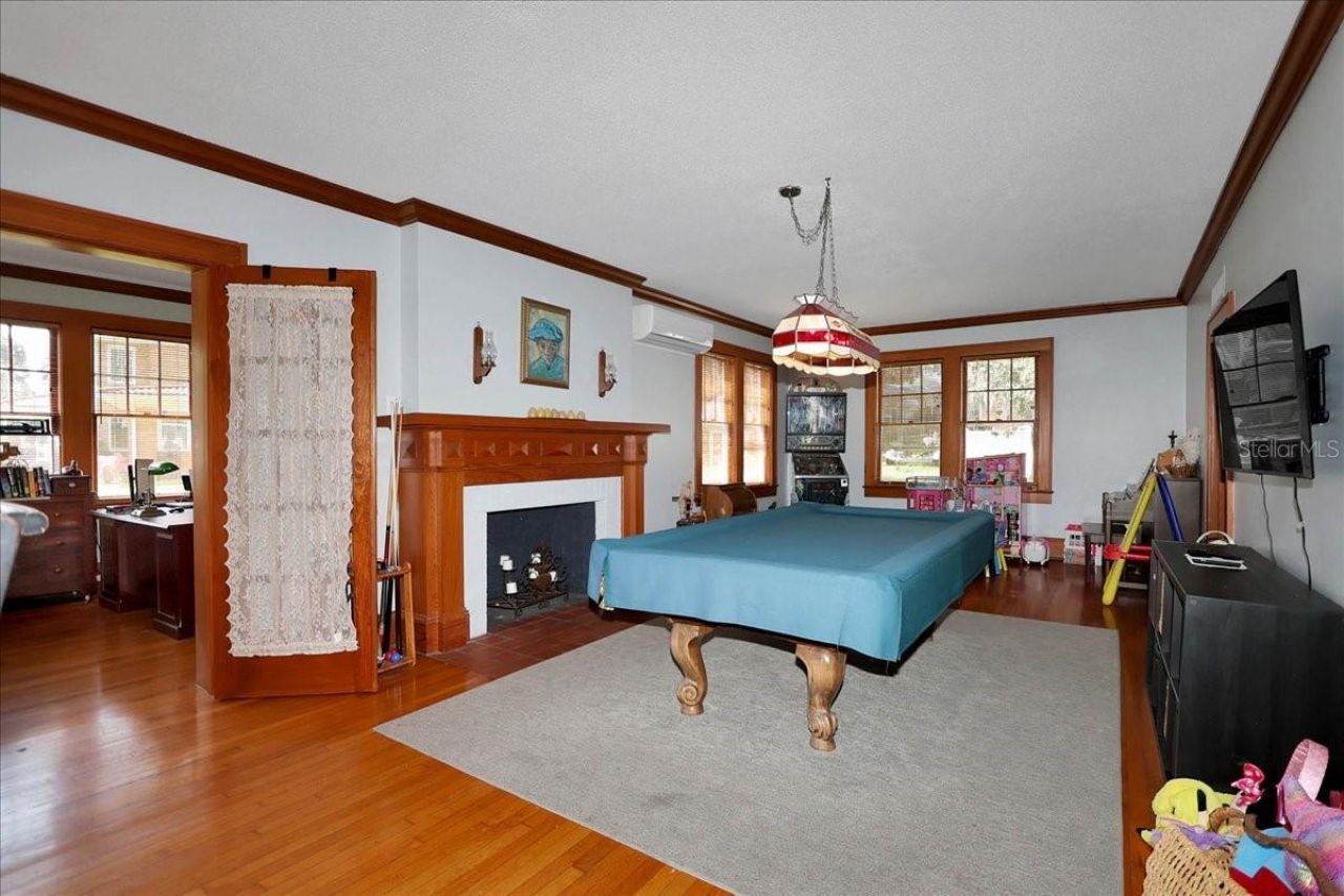 405 Lakeshore Drive, Leesburg, FL 34748 Photo