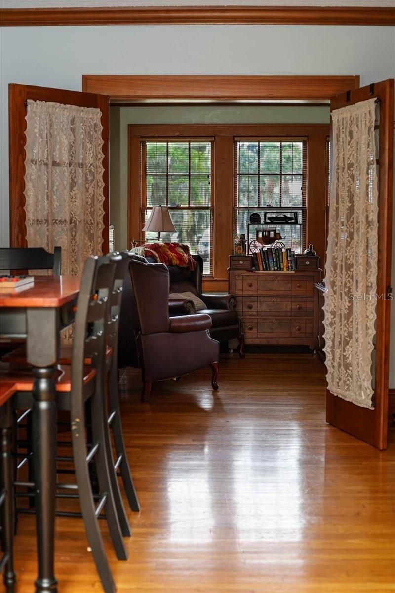 405 Lakeshore Drive, Leesburg, FL 34748 Photo