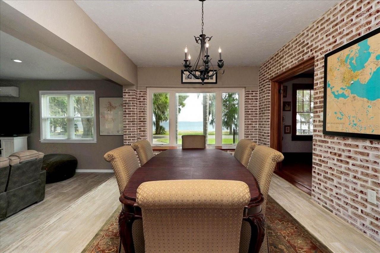 405 Lakeshore Drive, Leesburg, FL 34748 Photo