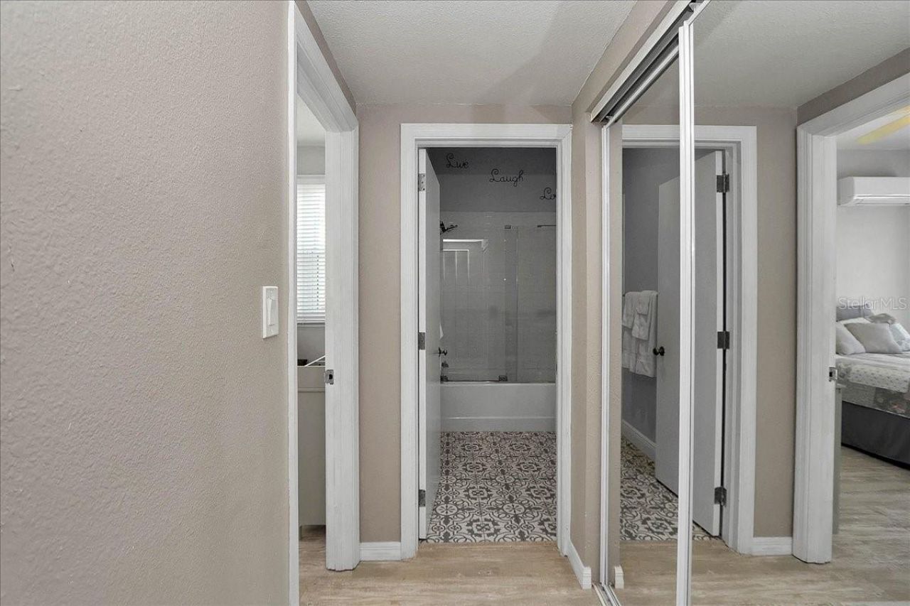 405 Lakeshore Drive, Leesburg, FL 34748 Photo