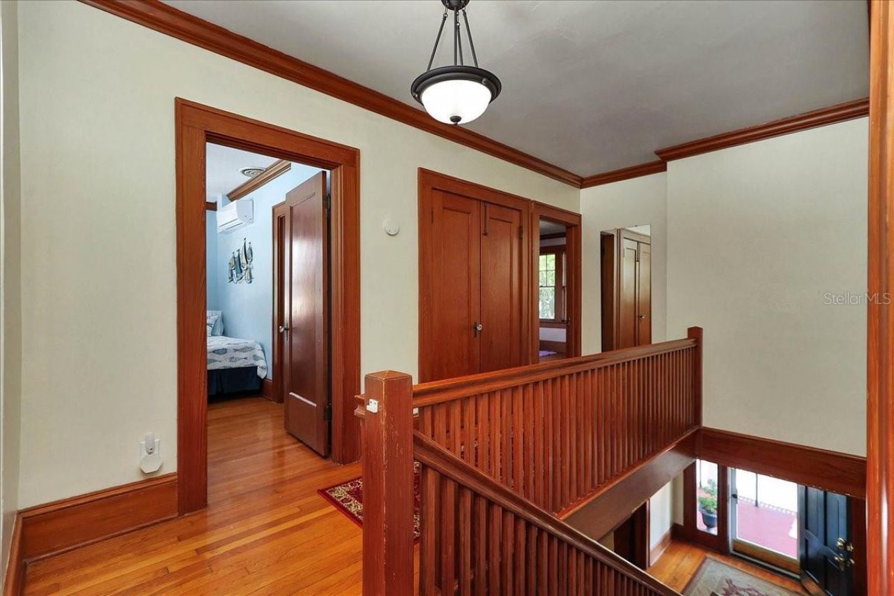 405 Lakeshore Drive, Leesburg, FL 34748 Photo