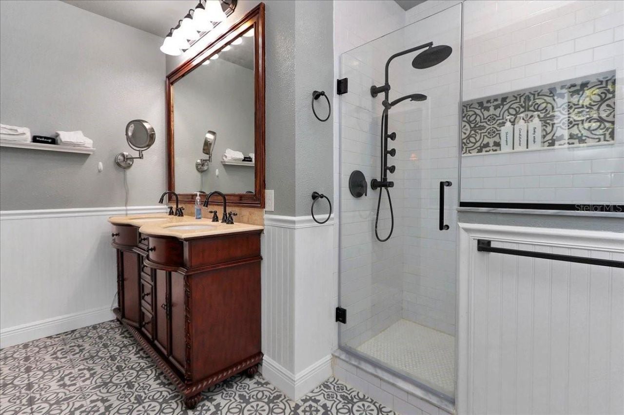 405 Lakeshore Drive, Leesburg, FL 34748 Photo