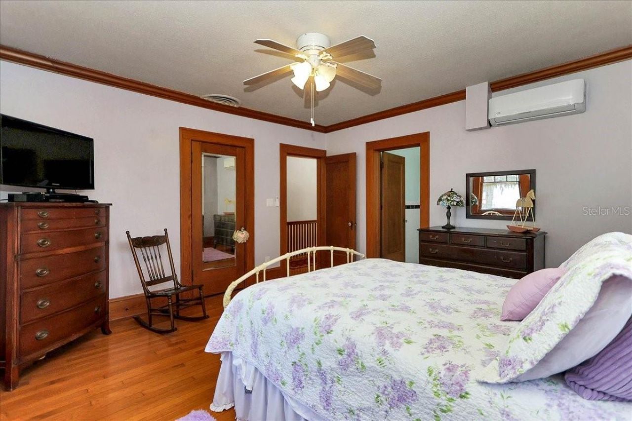 405 Lakeshore Drive, Leesburg, FL 34748 Photo