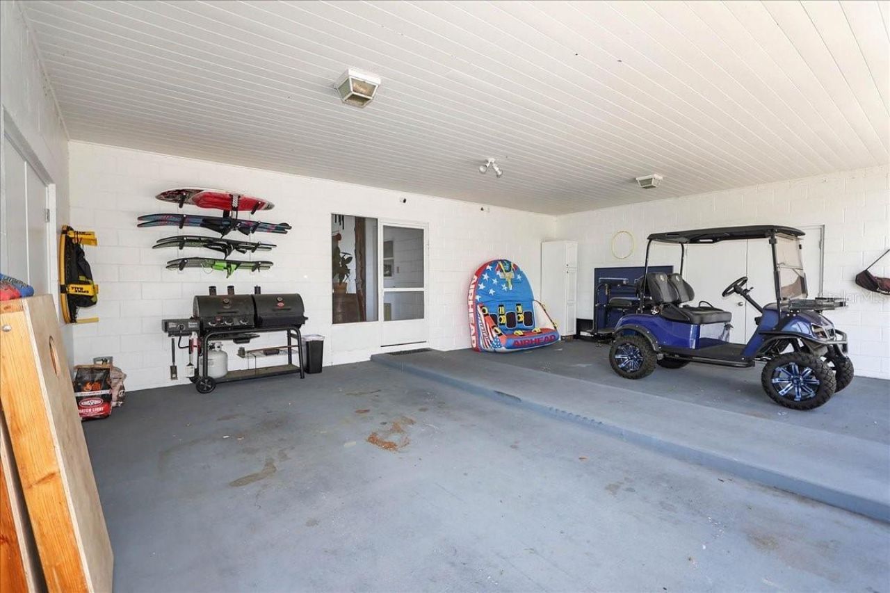 405 Lakeshore Drive, Leesburg, FL 34748 Photo
