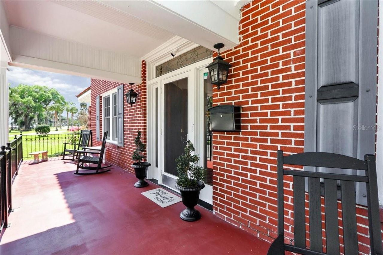405 Lakeshore Drive, Leesburg, FL 34748 Photo