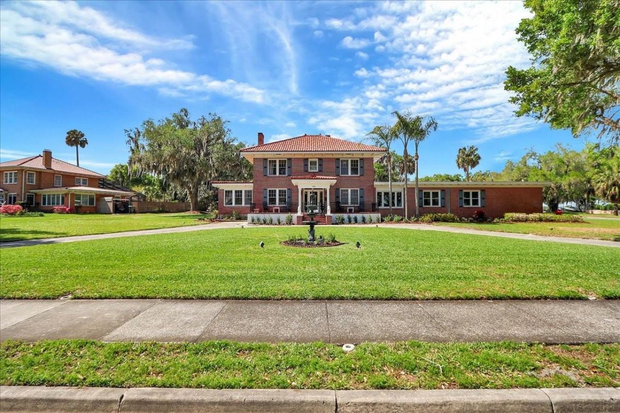 405 Lakeshore Drive, Leesburg, FL 34748 Photo