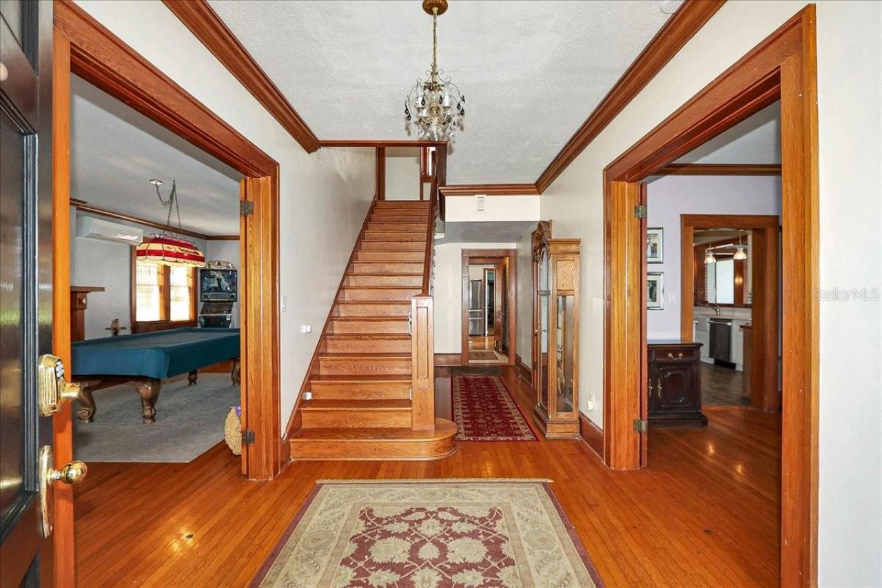 405 Lakeshore Drive, Leesburg, FL 34748 Photo