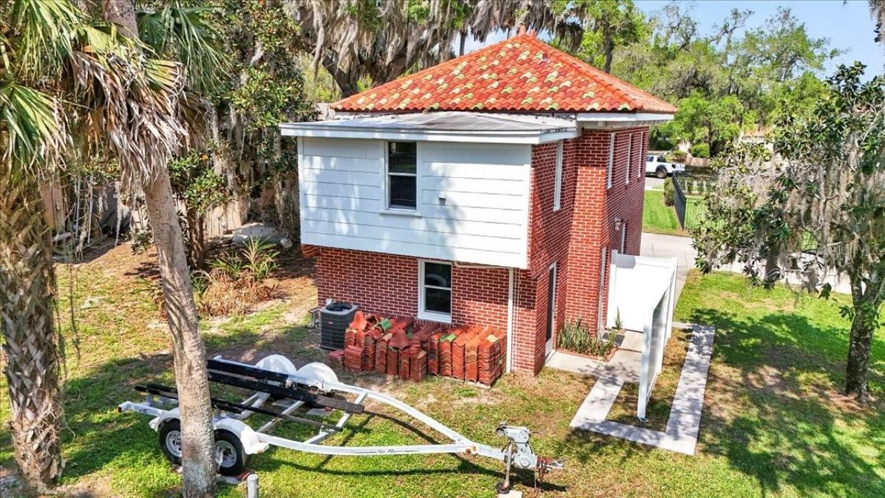 405 Lakeshore Drive, Leesburg, FL 34748 Photo