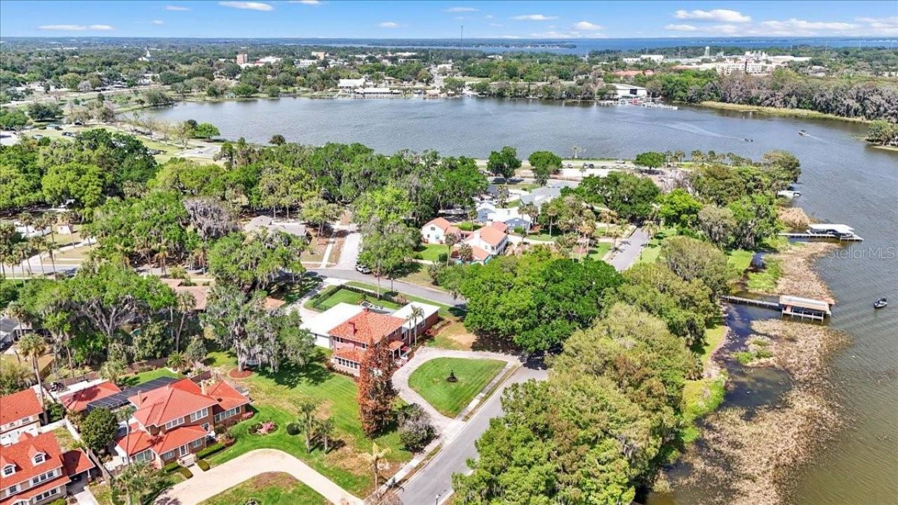 405 Lakeshore Drive, Leesburg, FL 34748 Photo