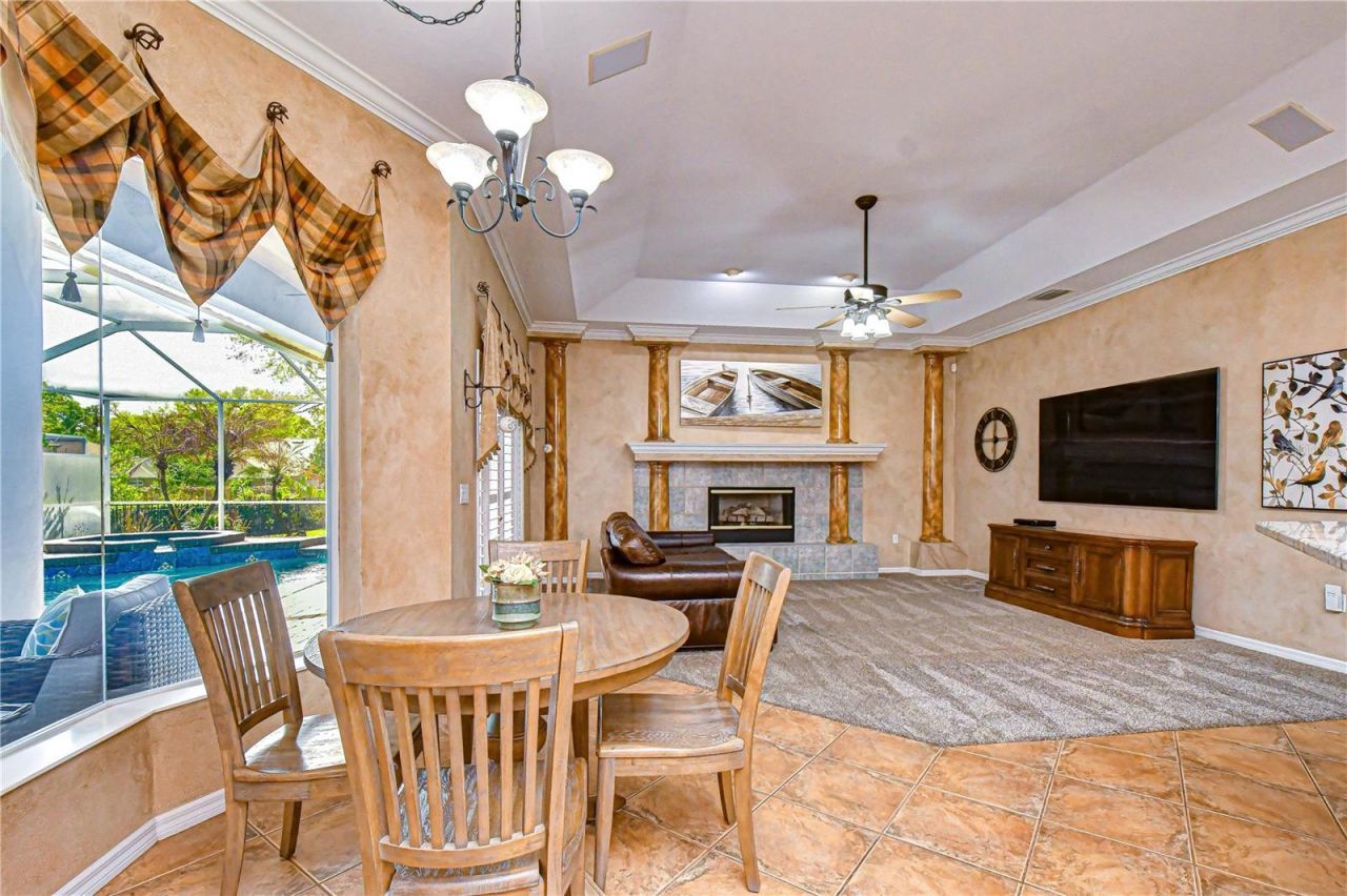 5104 Sylvan Oaks Drive , Valrico, FL 33596 Photo