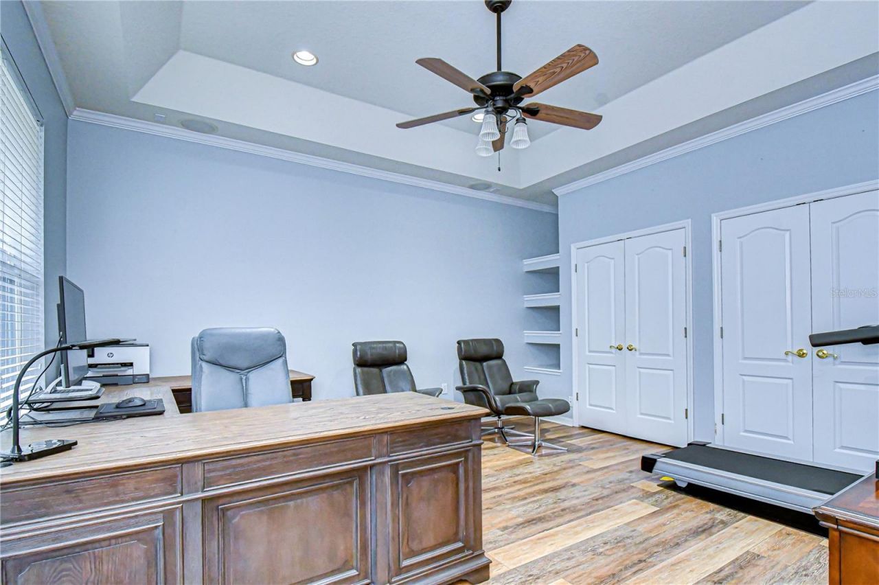 5104 Sylvan Oaks Drive , Valrico, FL 33596 Photo