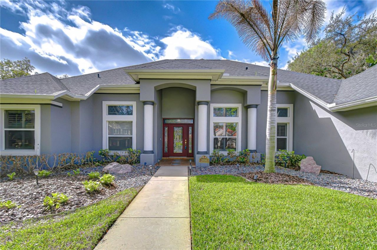 5104 Sylvan Oaks Drive , Valrico, FL 33596 Photo