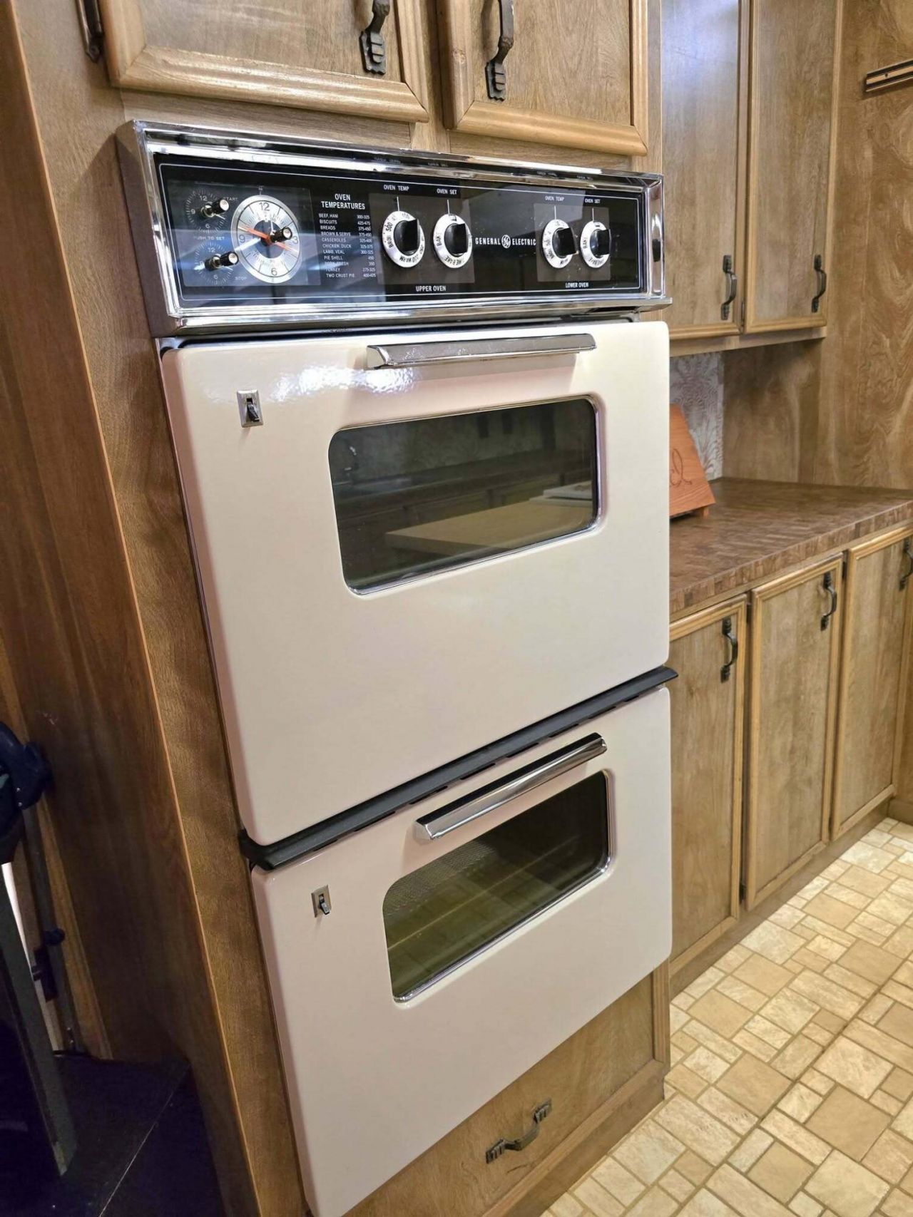 8510 Lodge Highway Photo 16