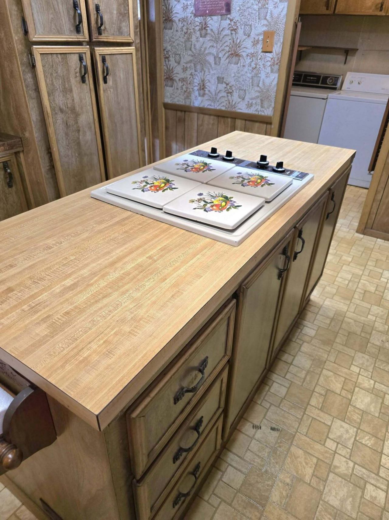 8510 Lodge Highway Photo 18