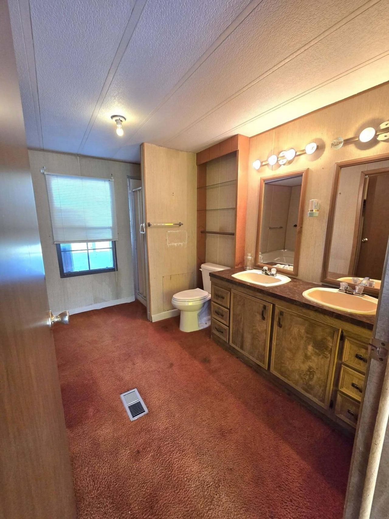 8510 Lodge Highway Photo 24