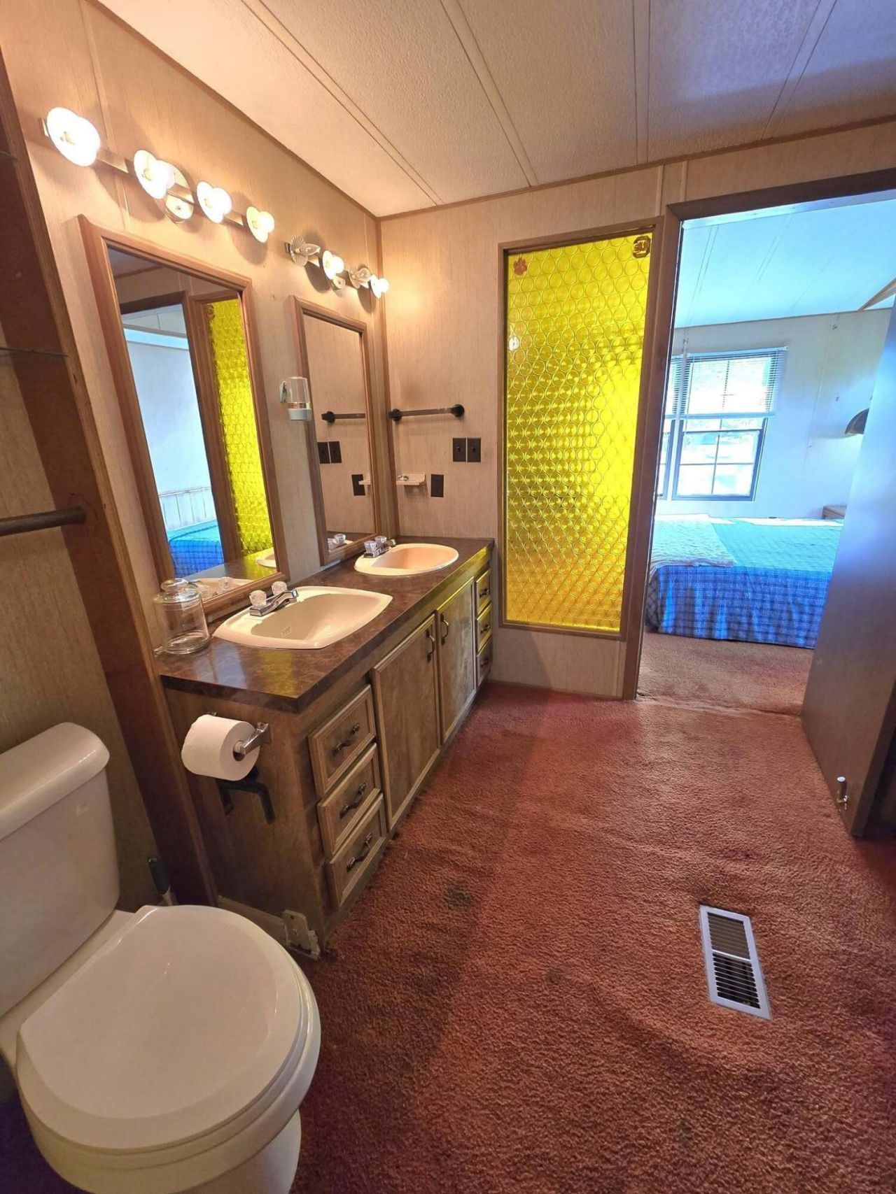 8510 Lodge Highway Photo 29