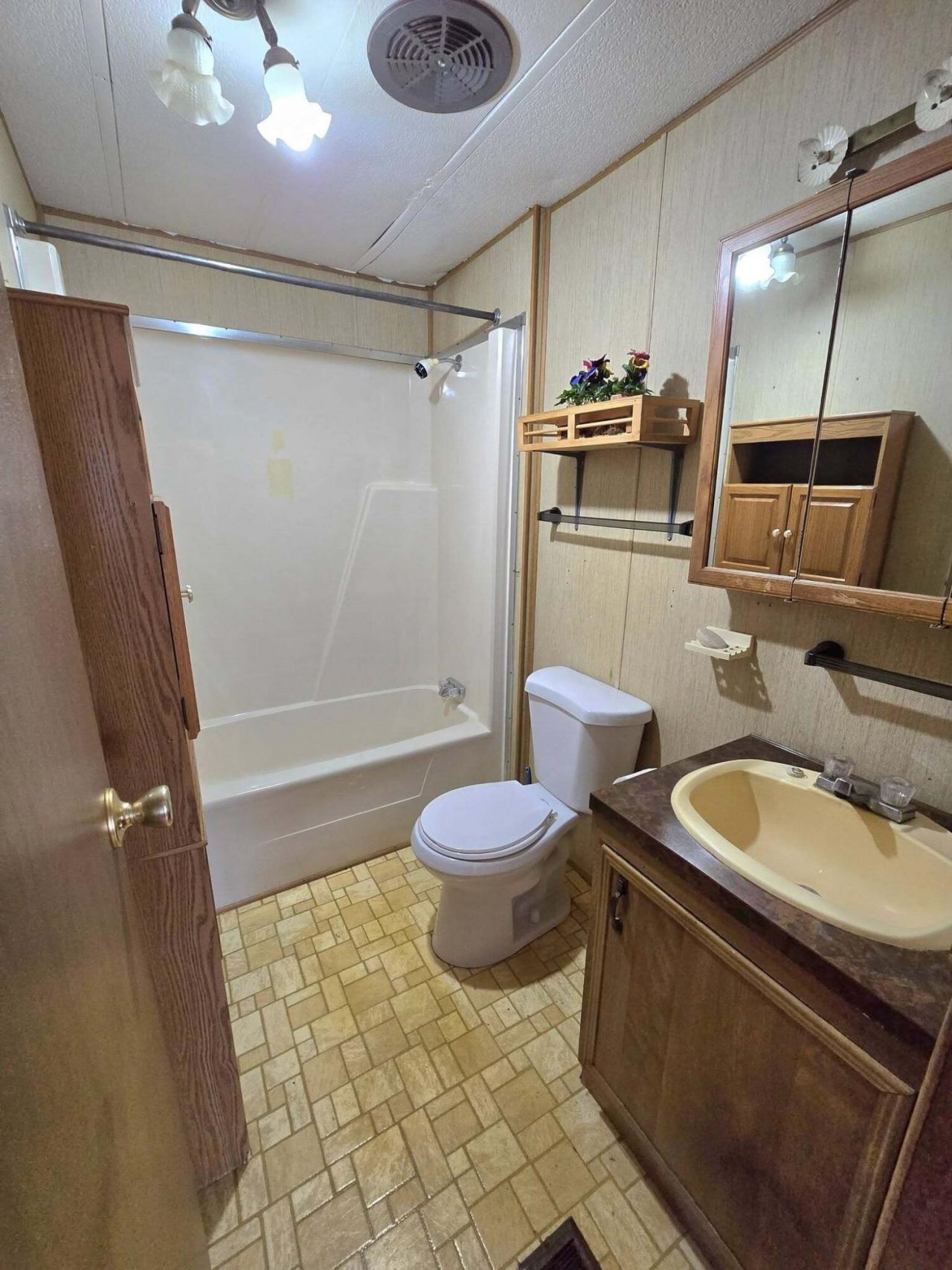 8510 Lodge Highway Photo 33