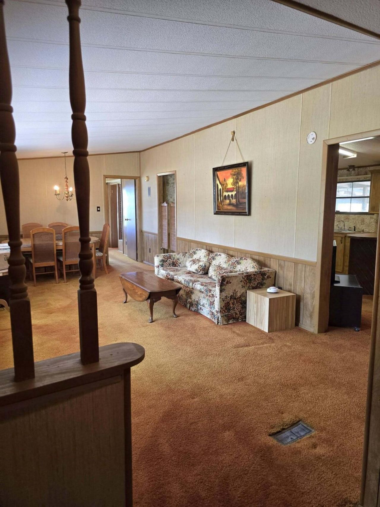 8510 Lodge Highway Photo 5