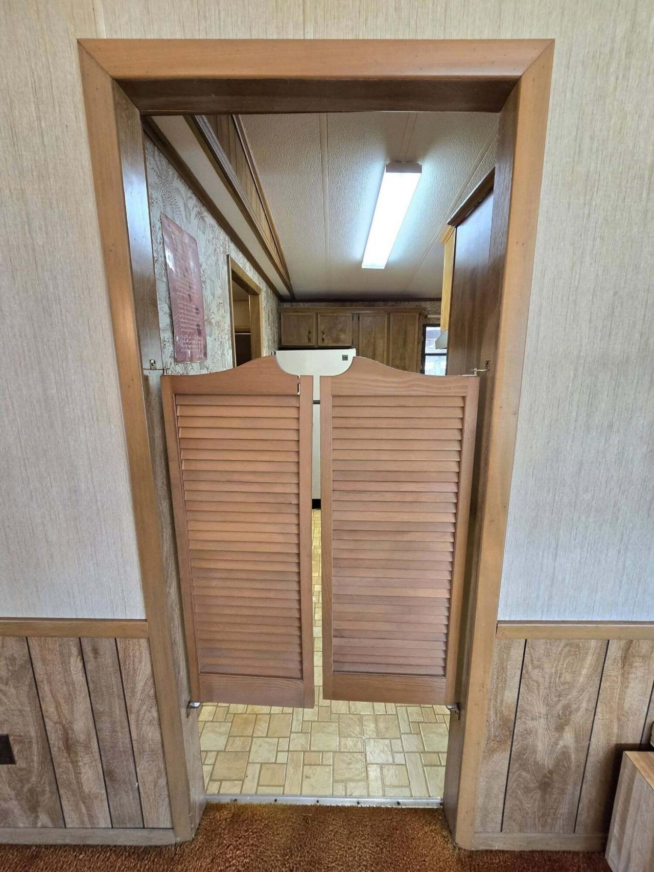 8510 Lodge Highway Photo 9