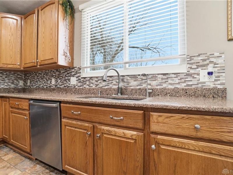 75 Triple Crown Circle, Springboro, OH 45066 Photo 24