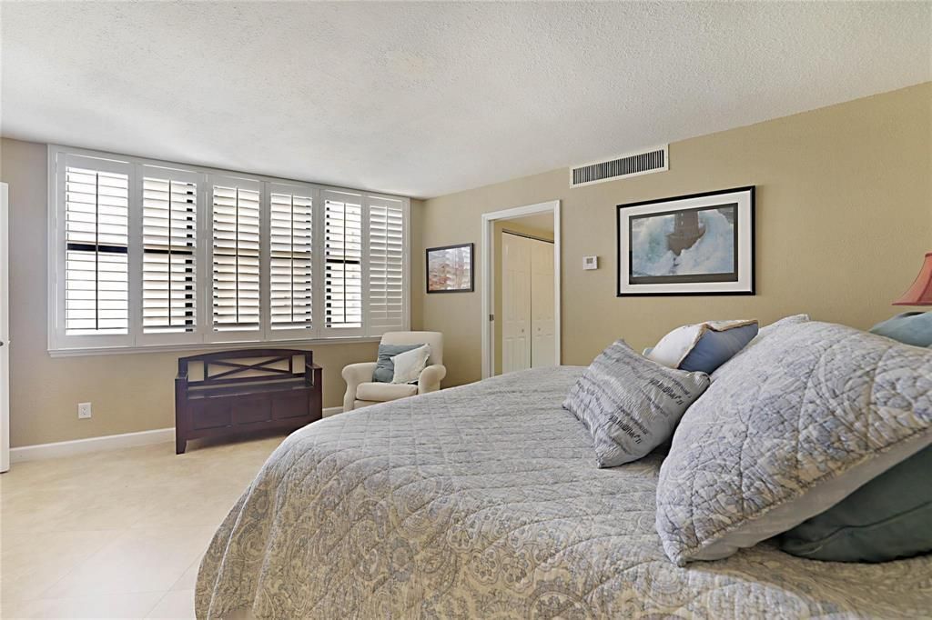 2800 N Ocean Drive, Unit B-9d, Singer Island, FL 33404 Photo