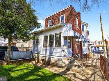 1012 WASHINGTON AVENUE, MARCUS HOOK, PA 19061