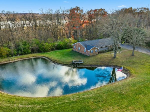 10855 S River Road, Grand Rapids, OH 43522