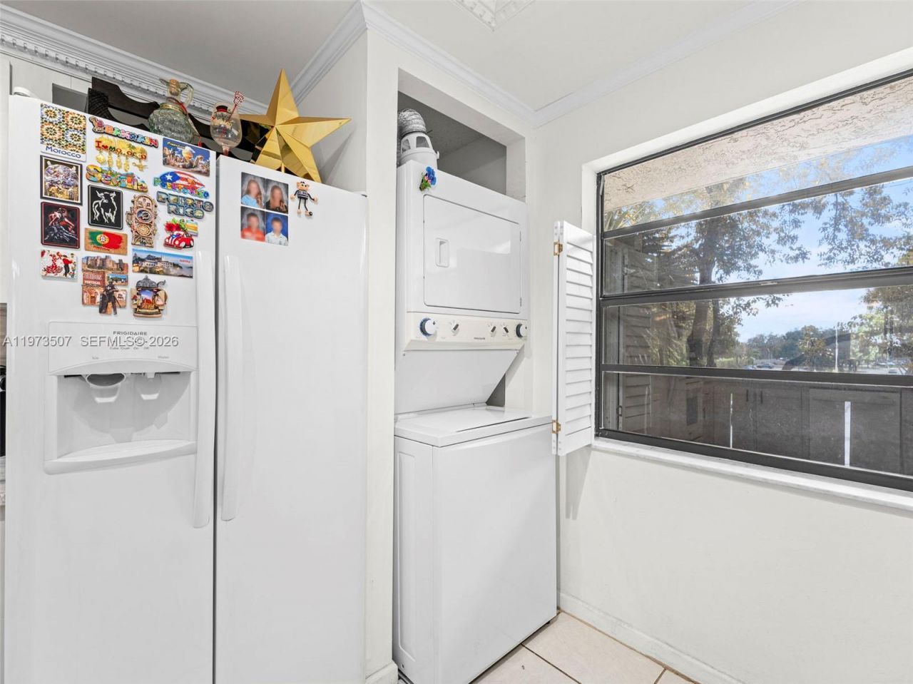 901 Colony Point Circle , Unit 304, Pembroke Pines, FL 33026 Photo