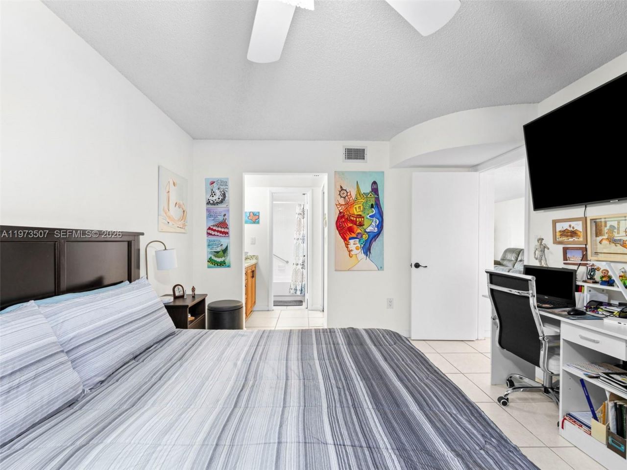 901 Colony Point Circle , Unit 304, Pembroke Pines, FL 33026 Photo