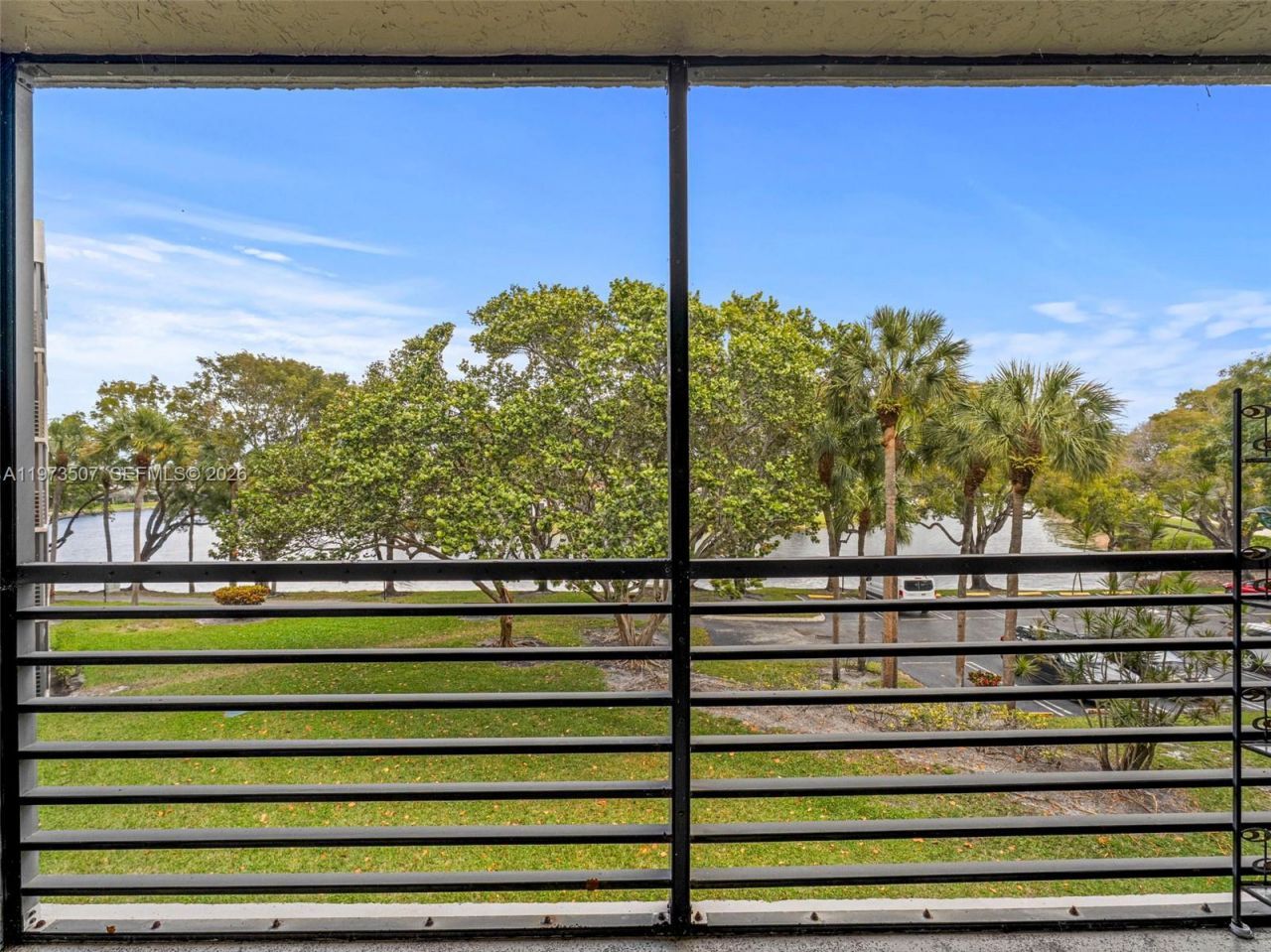 901 Colony Point Circle , Unit 304, Pembroke Pines, FL 33026 Photo