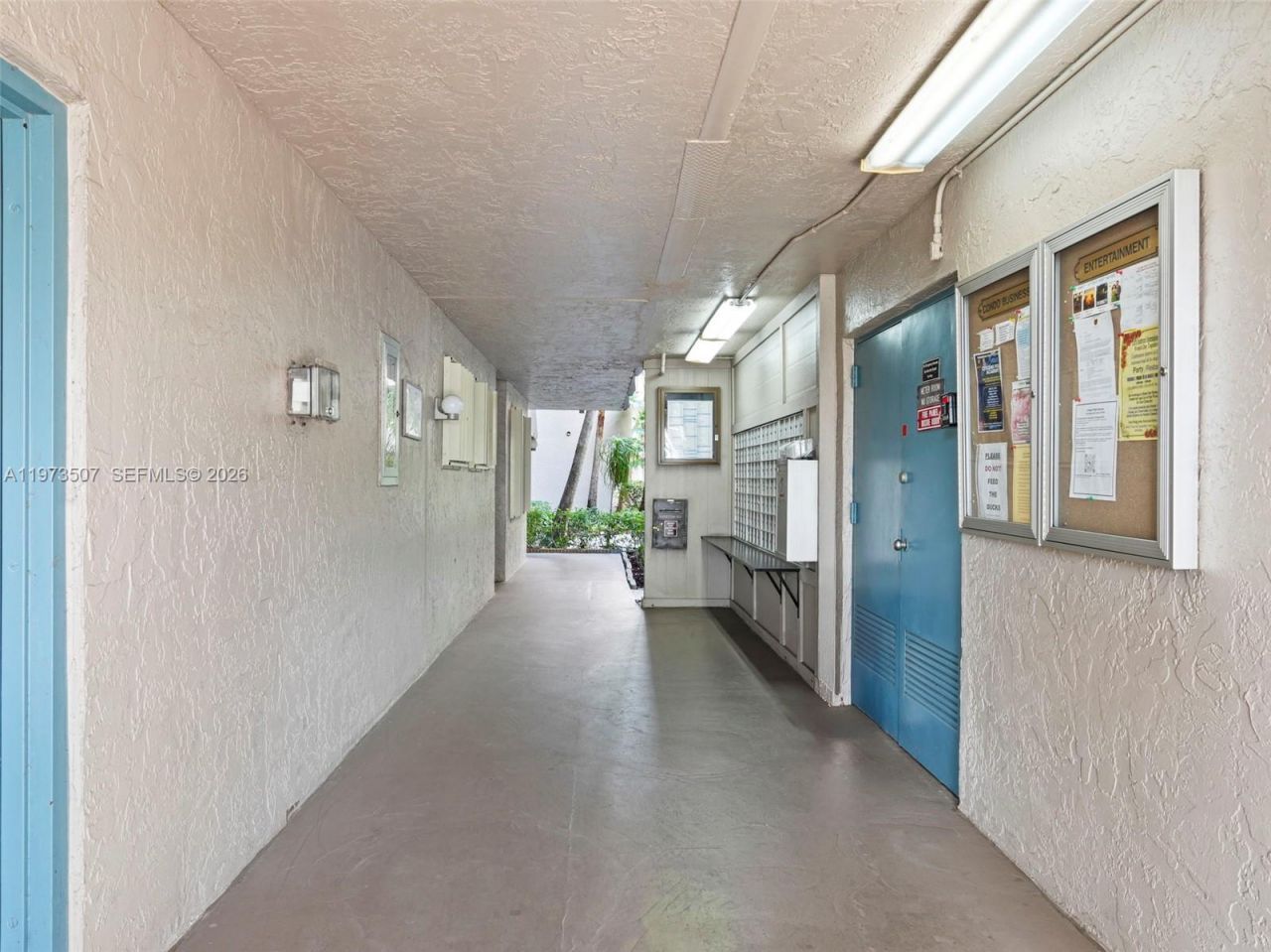 901 Colony Point Circle , Unit 304, Pembroke Pines, FL 33026 Photo