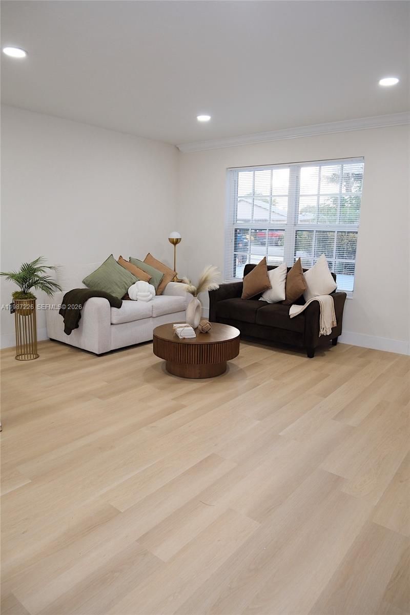 1084 SW 4th Ave, Pompano Beach, FL 33060 Photo