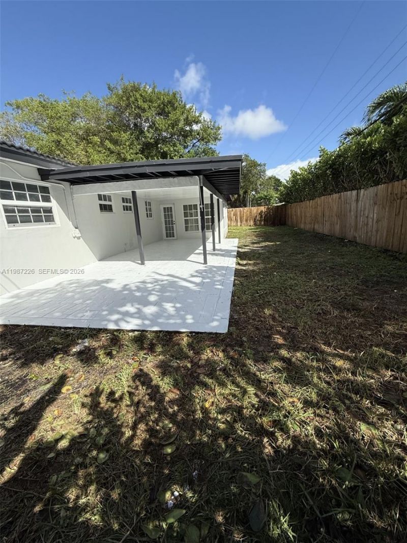 1084 SW 4th Ave , Pompano Beach, FL 33060 Photo