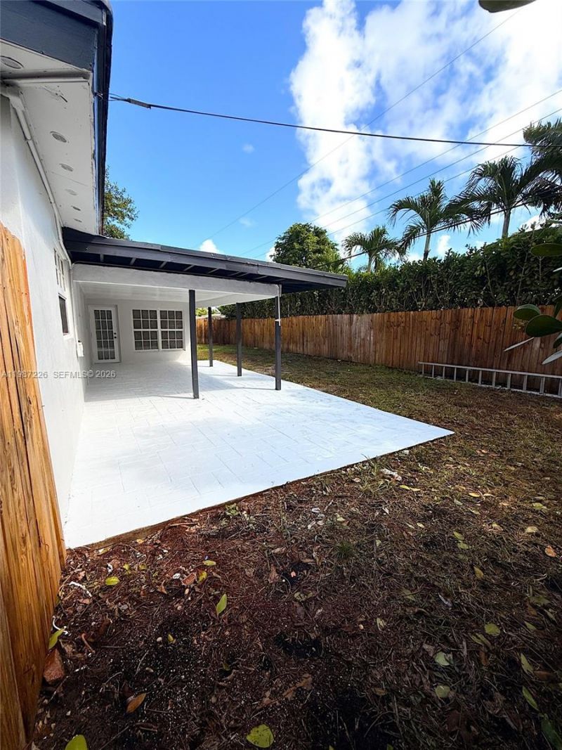 1084 SW 4th Ave , Pompano Beach, FL 33060 Photo