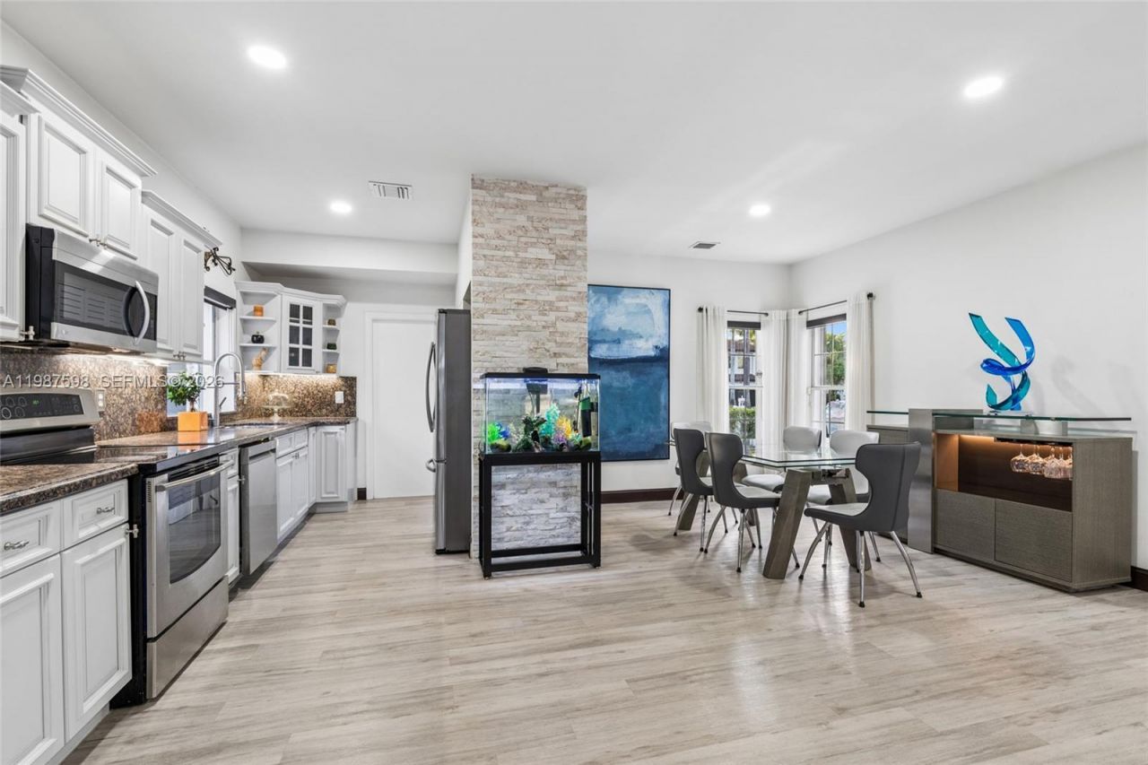 18087 SW 30th Ct , Miramar, FL 33029 Photo