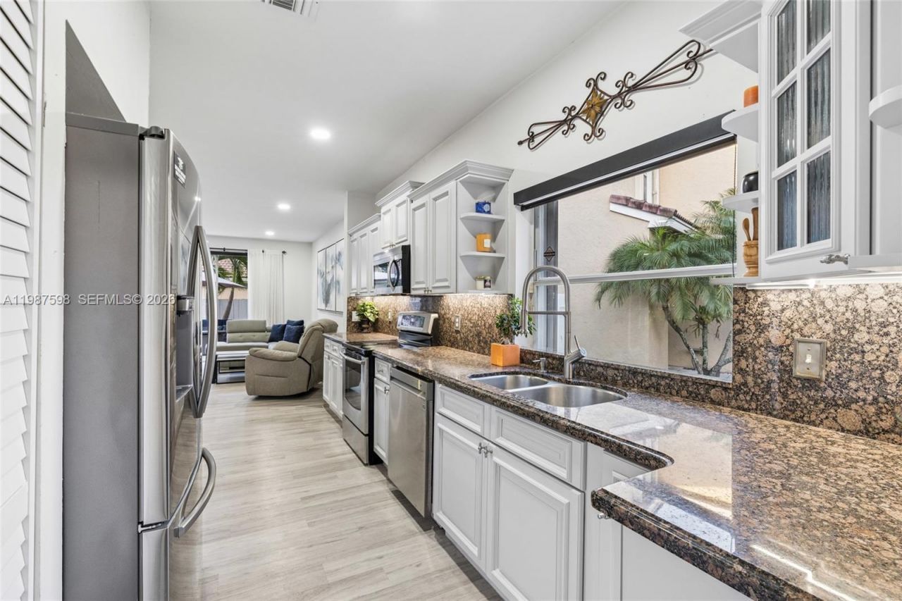 18087 SW 30th Ct , Miramar, FL 33029 Photo