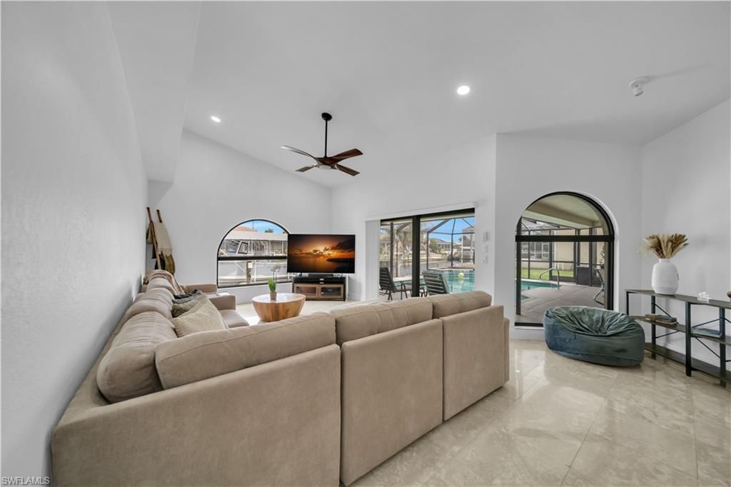 2909 SW 38th Ter, Cape Coral, FL 33914 Photo