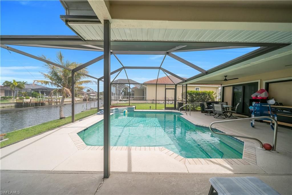 2909 SW 38th Ter , Cape Coral, FL 33914 Photo